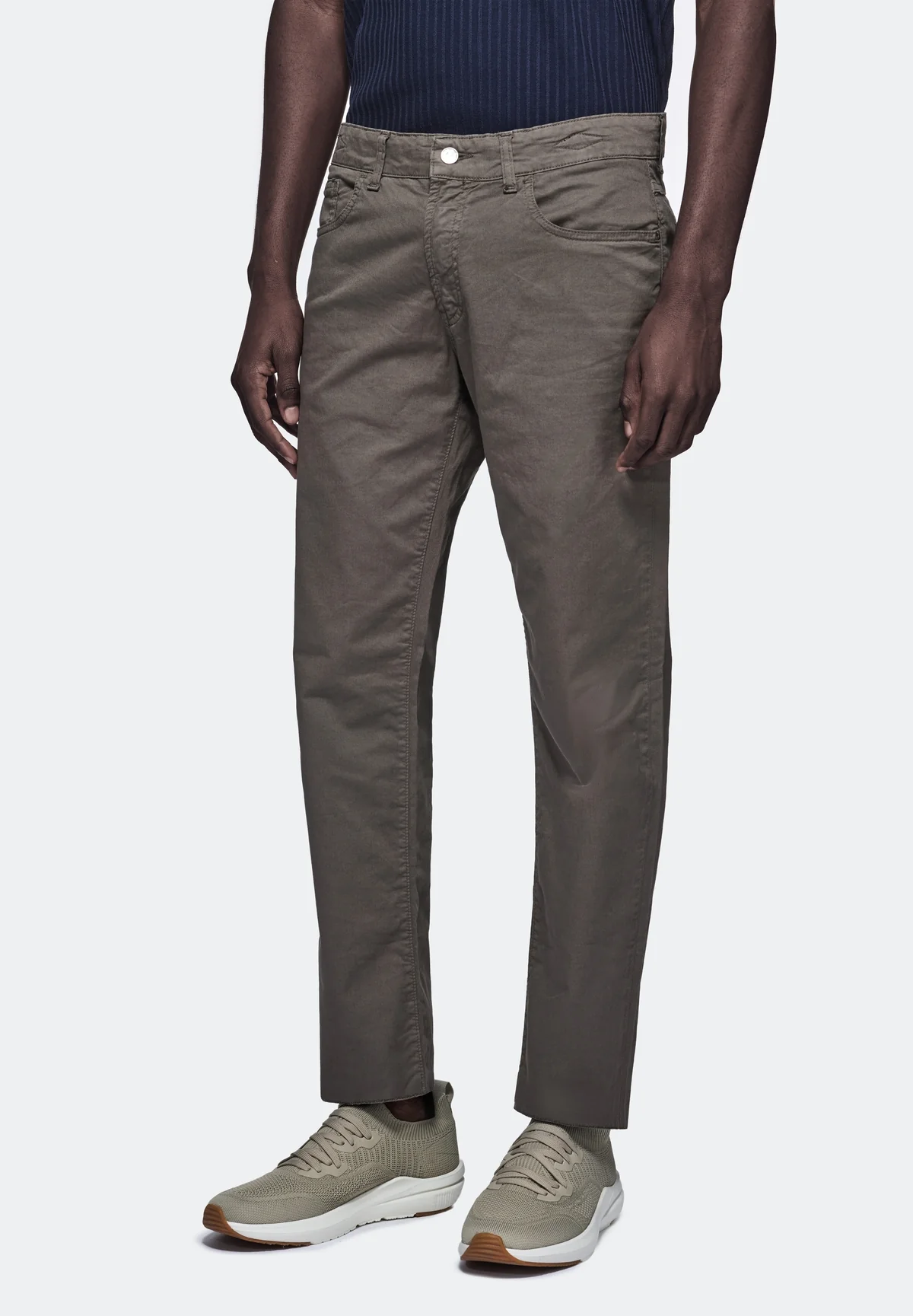 Pantalone cinque tasche in gabardine - Image 4