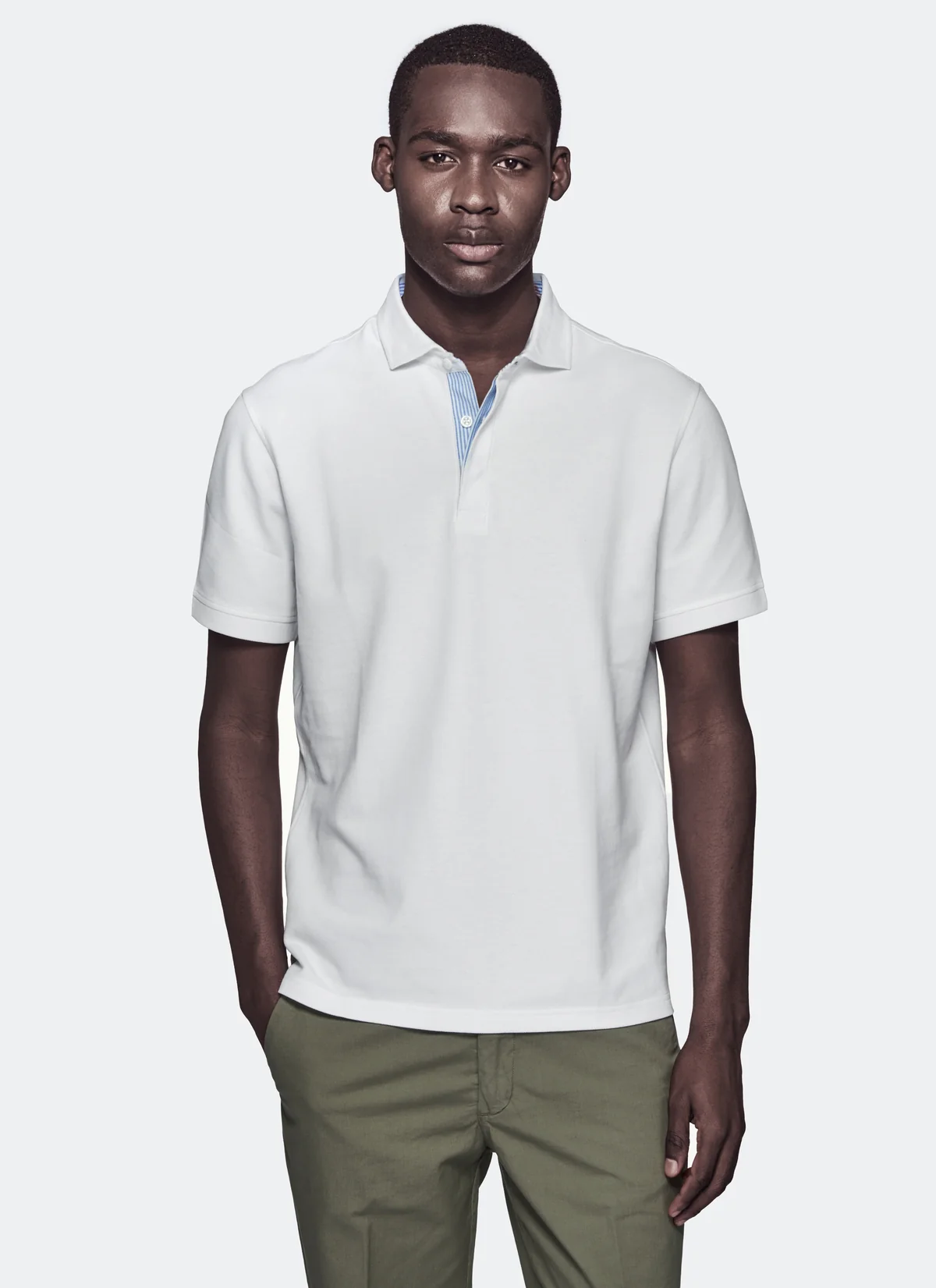 Polo piquet 100% cotone con colletto a contrasto